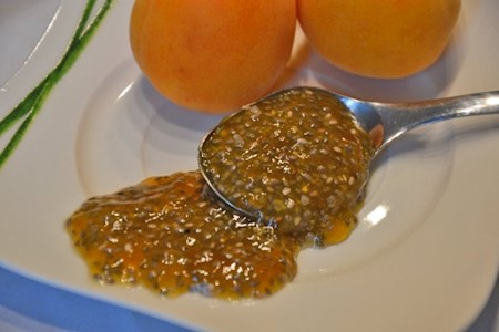 Aprikosen Marmelade mit Chia Samen