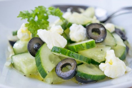 Bulgarischer Gurkensalat
