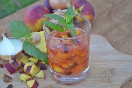 Chutney mit Pfirsichen