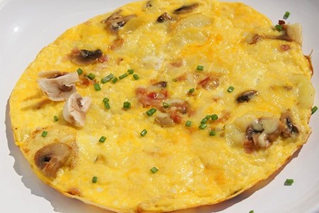 Eierpfanne mit Pilzen