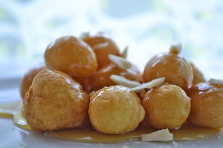 Frittierte Teigbällchen