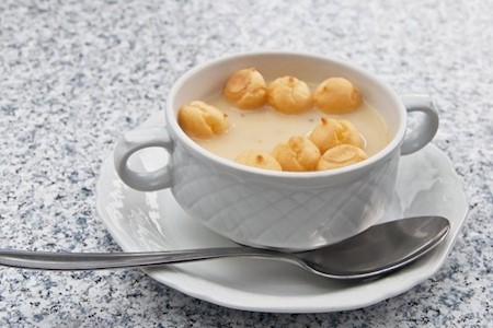 Omas Rahmsuppe