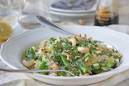 Pak Choi mit Cashews und Bohnen