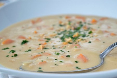 Rüebli Erdnuss Suppe