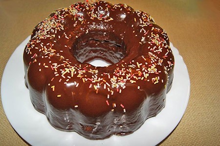 Schoko Gugelhopf mit Caramel