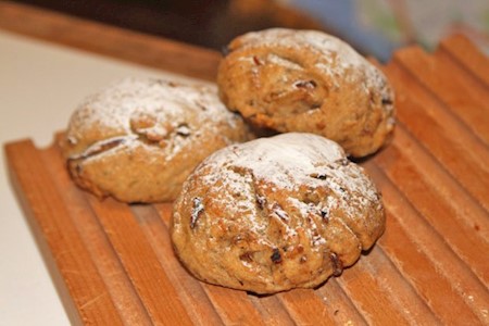 Thymian Zwiebel Brötchen