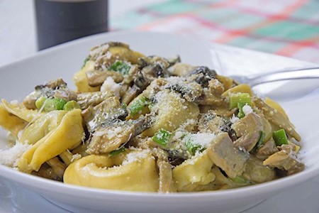 Tortellini an Curry Champignon Sauce