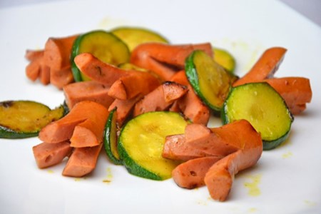 Zucchetti mit Wienerli