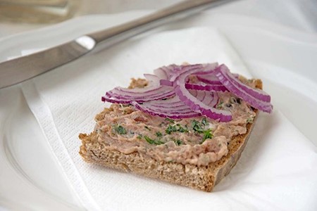 Zwiebel Speck Aufstrich