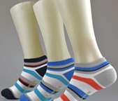 zurli-socken.ch